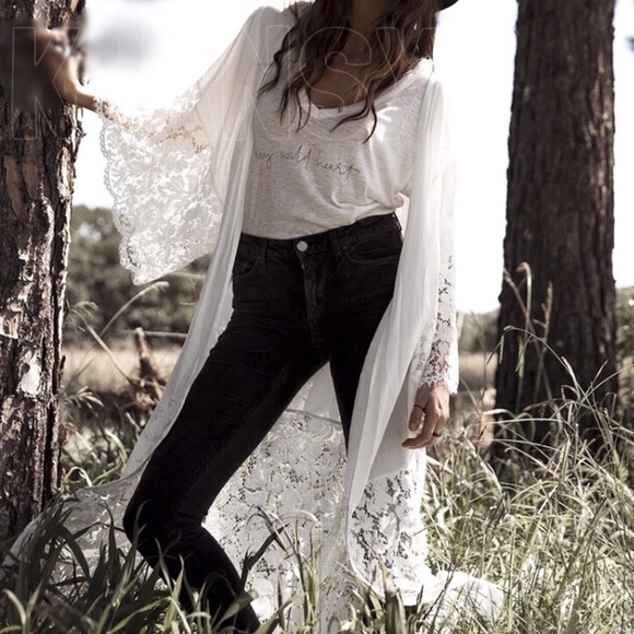 White Bohemian Duster Kimono - Picture 4 of 8